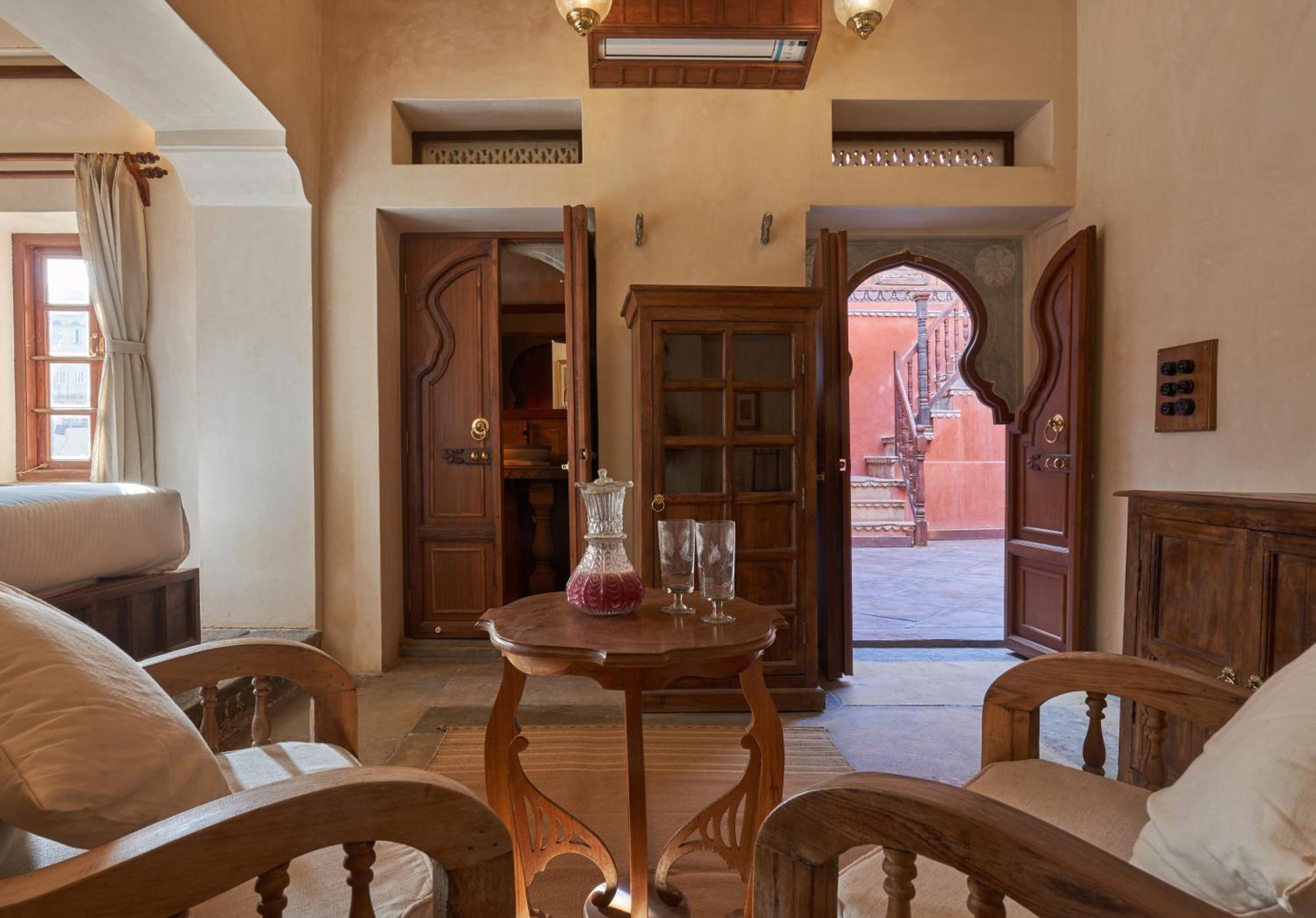Hotel Kaladwas Lal Haveli Udaipur Exterior foto